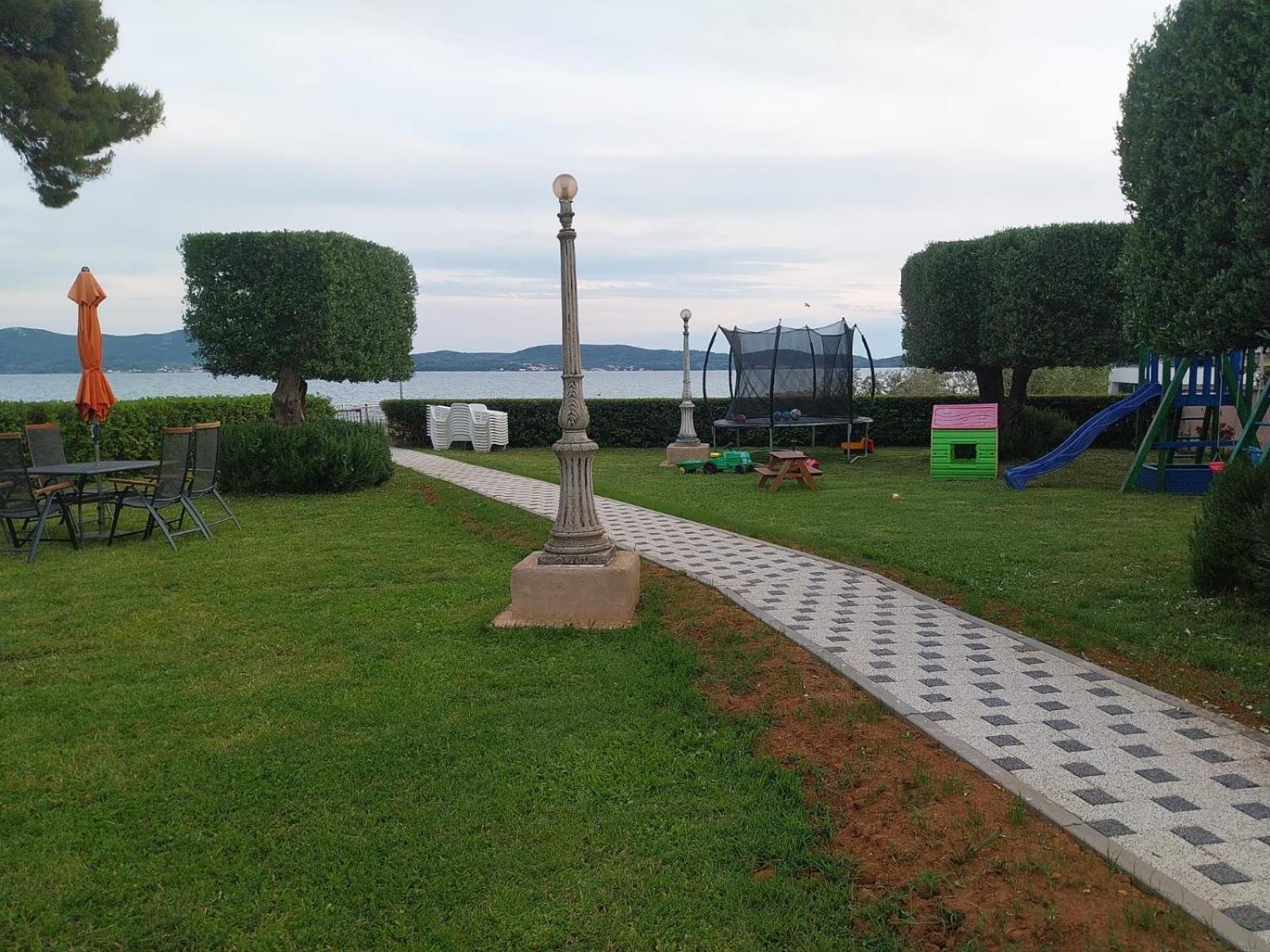 Sukošan Apartments Becky On A Sandy Beach Without Crowd מראה חיצוני תמונה