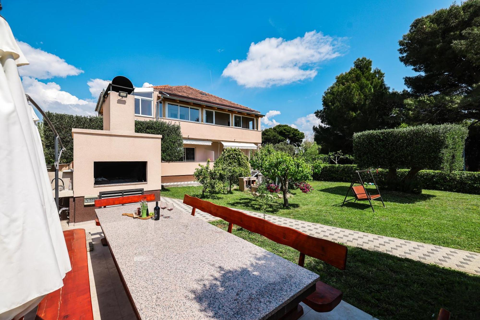 Sukošan Apartments Becky On A Sandy Beach Without Crowd מראה חיצוני תמונה