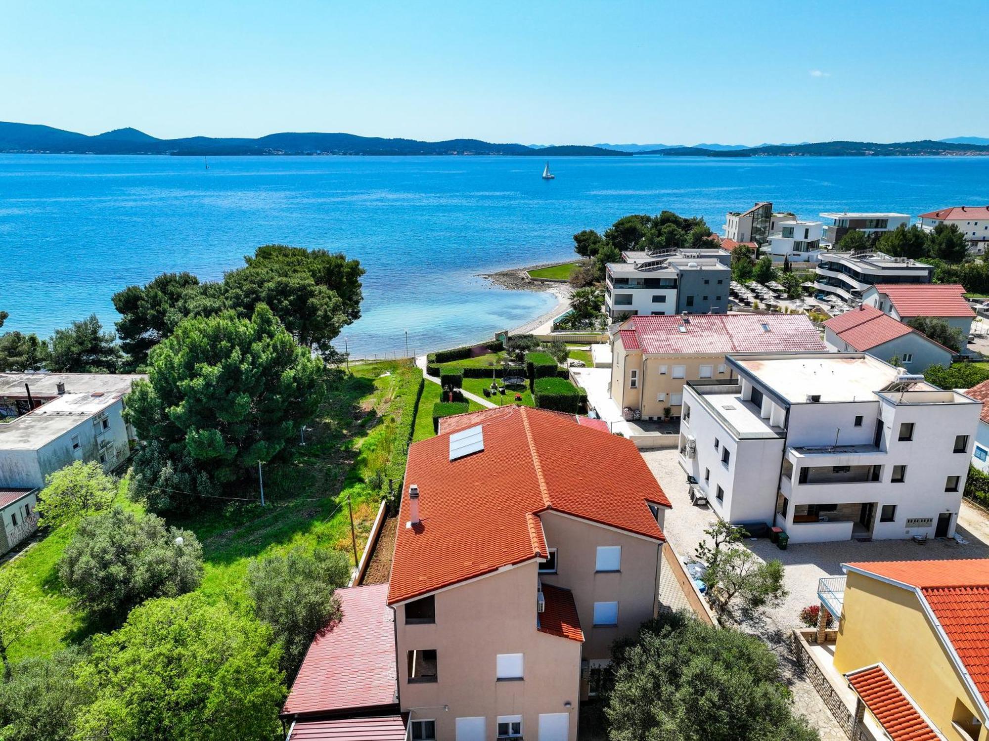 Sukošan Apartments Becky On A Sandy Beach Without Crowd מראה חיצוני תמונה